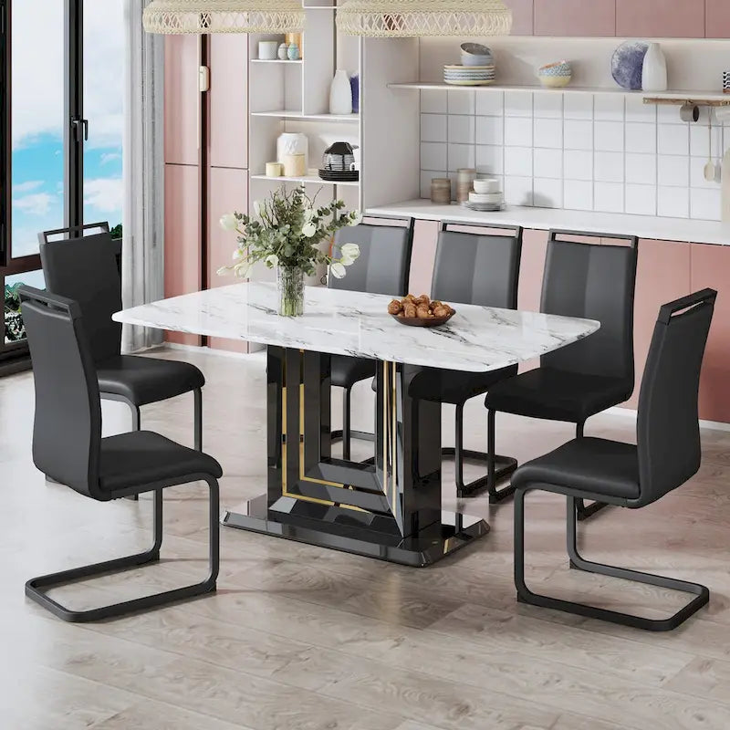 Table de salle à manger. Plateau effet marbre blanc. Pieds de table en MDF noir avec lignes dorées et base noire.